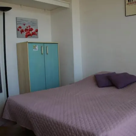 29, Heliopolis O Au Village Naturiste
